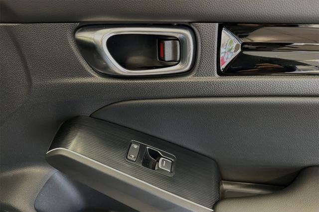new 2025 Honda Civic Hybrid car, priced at $33,555