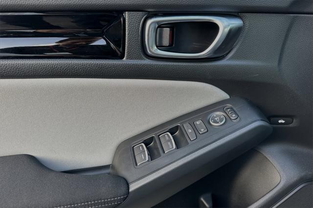 new 2025 Honda Civic Hybrid car, priced at $30,100