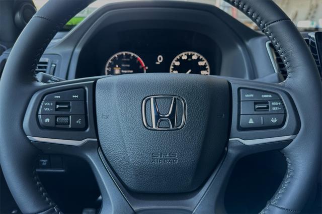 new 2025 Honda Ridgeline car, priced at $46,330