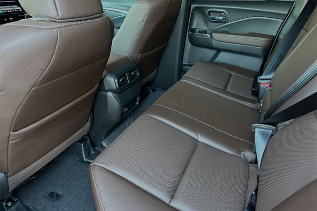 new 2025 Honda Ridgeline car, priced at $46,330