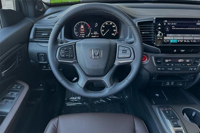 new 2025 Honda Ridgeline car, priced at $46,330