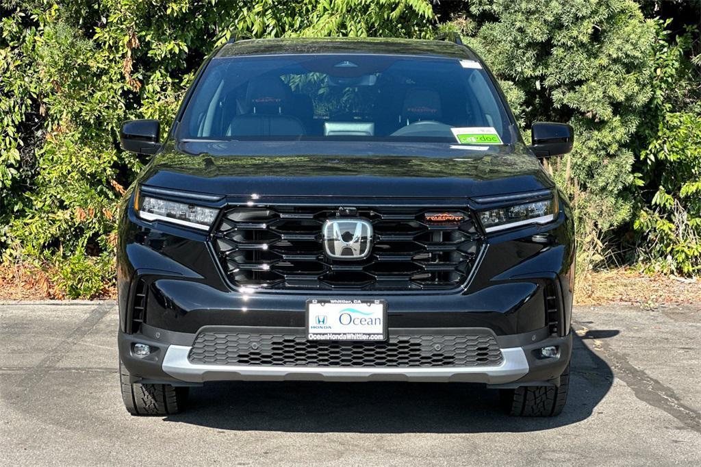 new 2025 Honda Pilot car, priced at $50,895