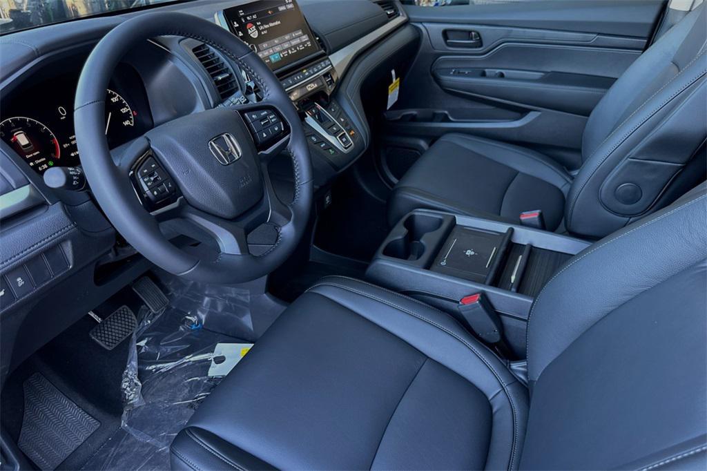 new 2025 Honda Odyssey car, priced at $44,125