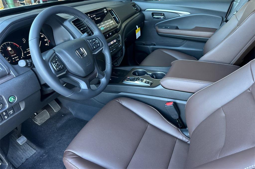 new 2025 Honda Ridgeline car, priced at $46,130