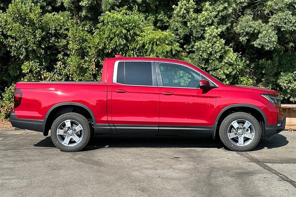 new 2025 Honda Ridgeline car, priced at $47,385