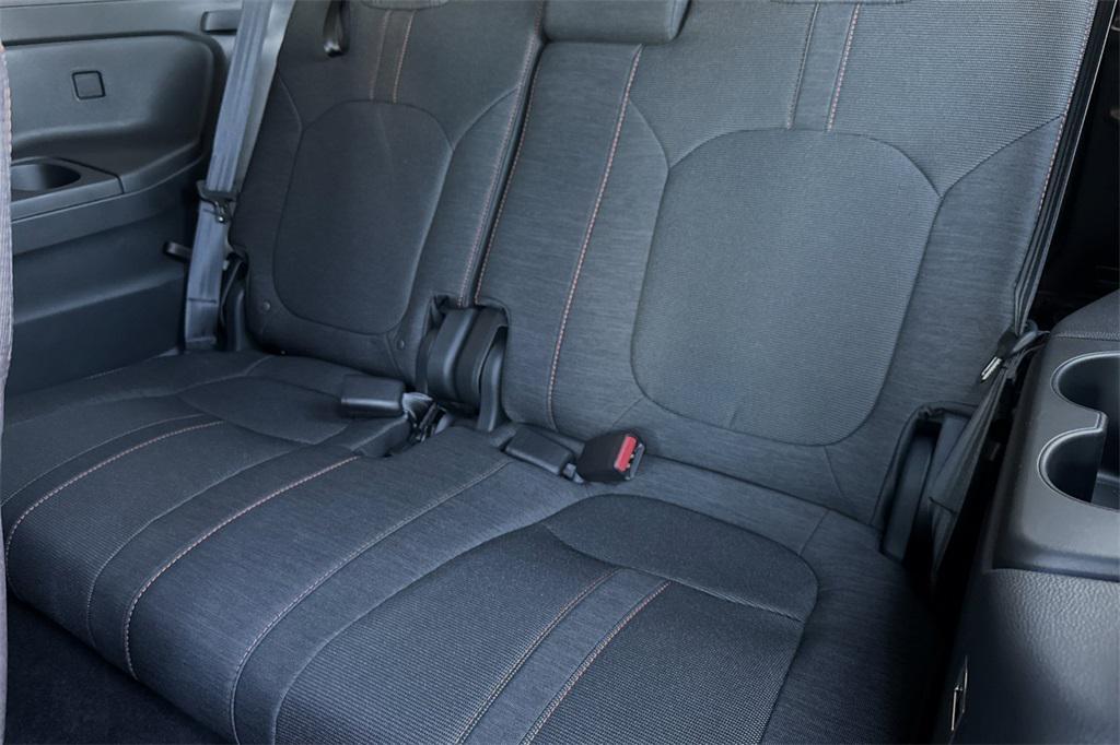 new 2025 Honda Pilot car, priced at $41,695