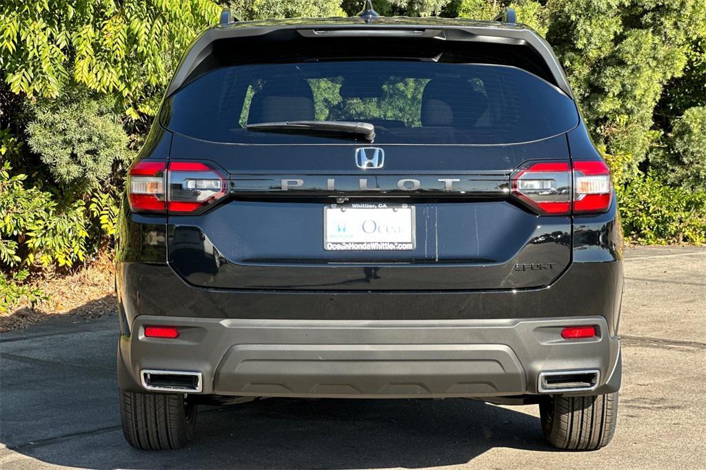 new 2025 Honda Pilot car, priced at $41,695