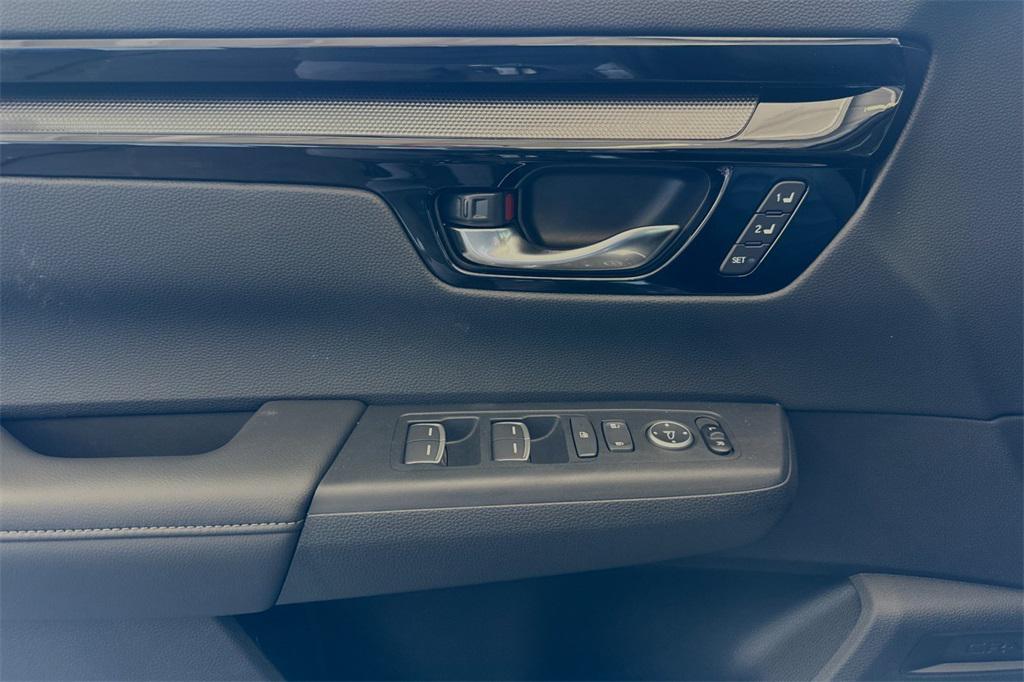 new 2025 Honda CR-V car, priced at $38,305