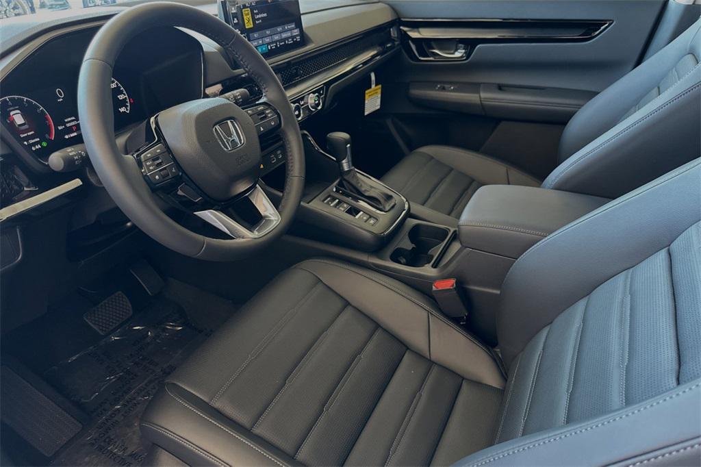 new 2025 Honda CR-V car, priced at $38,305