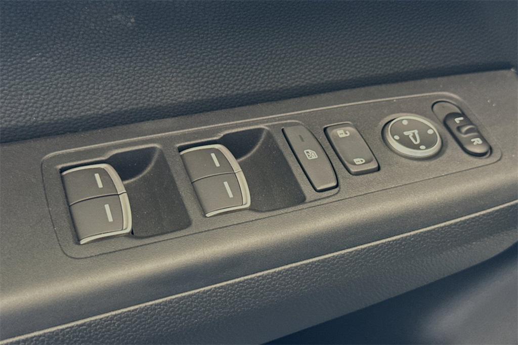 new 2025 Honda CR-V car, priced at $38,305
