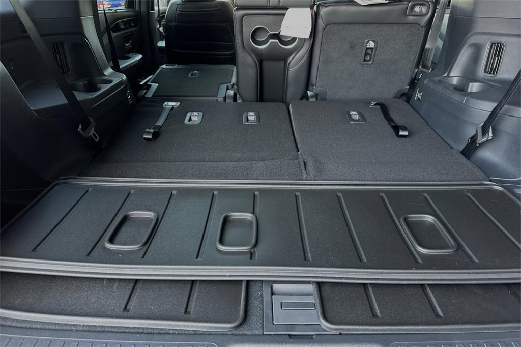new 2025 Honda Pilot car, priced at $57,215