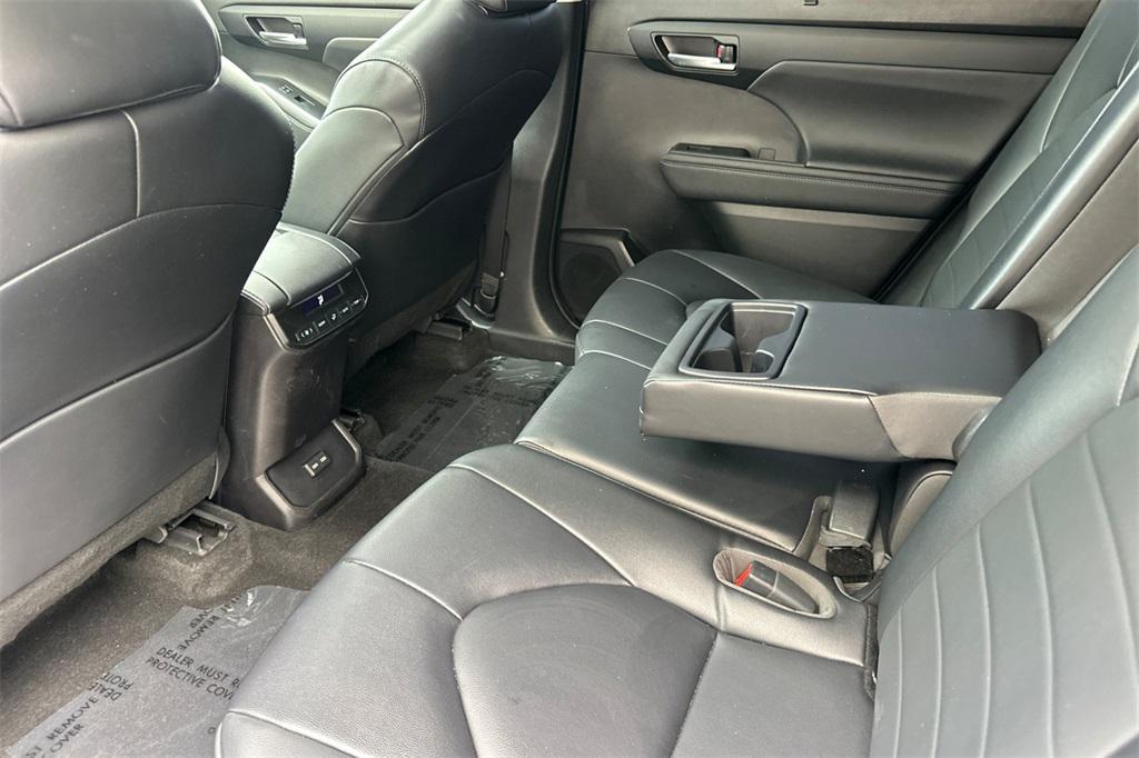used 2023 Toyota Highlander car, priced at $34,937