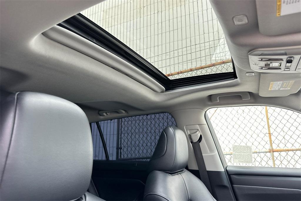 used 2023 Toyota Highlander car, priced at $34,937