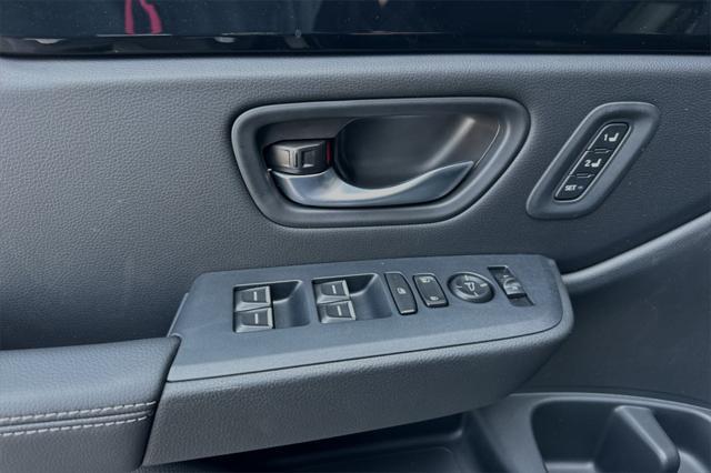 new 2025 Honda Pilot car, priced at $49,405