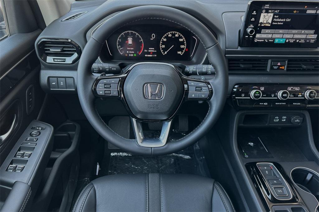 new 2025 Honda Pilot car, priced at $49,405