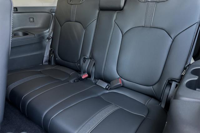 new 2025 Honda Pilot car, priced at $49,405