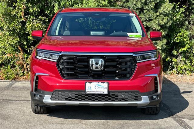 new 2025 Honda Pilot car, priced at $49,405