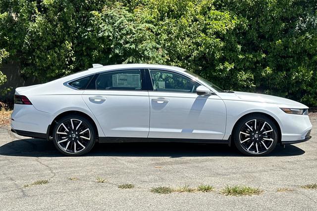 new 2025 Honda Accord Hybrid car, priced at $40,905