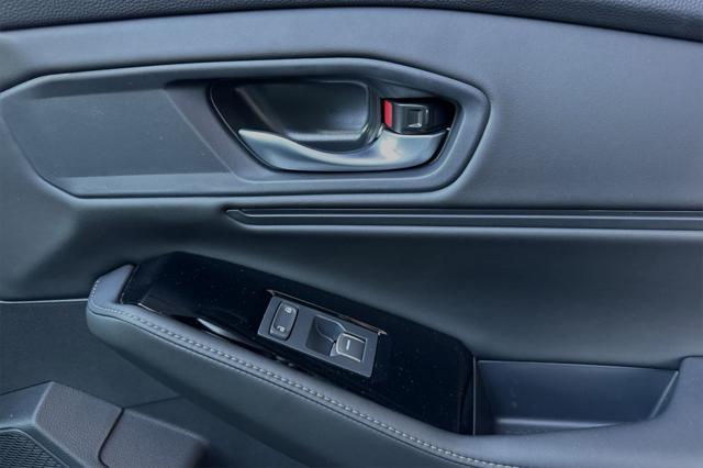 new 2025 Honda Accord Hybrid car, priced at $40,905