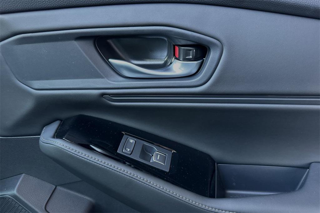 new 2025 Honda Accord Hybrid car, priced at $40,905