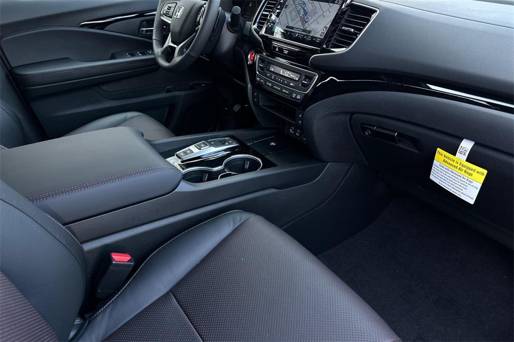 new 2025 Honda Ridgeline car, priced at $50,180