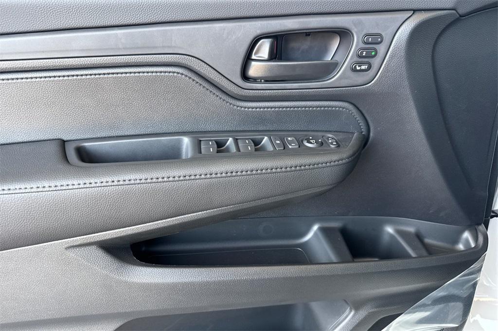 new 2026 Honda Odyssey car, priced at $45,845
