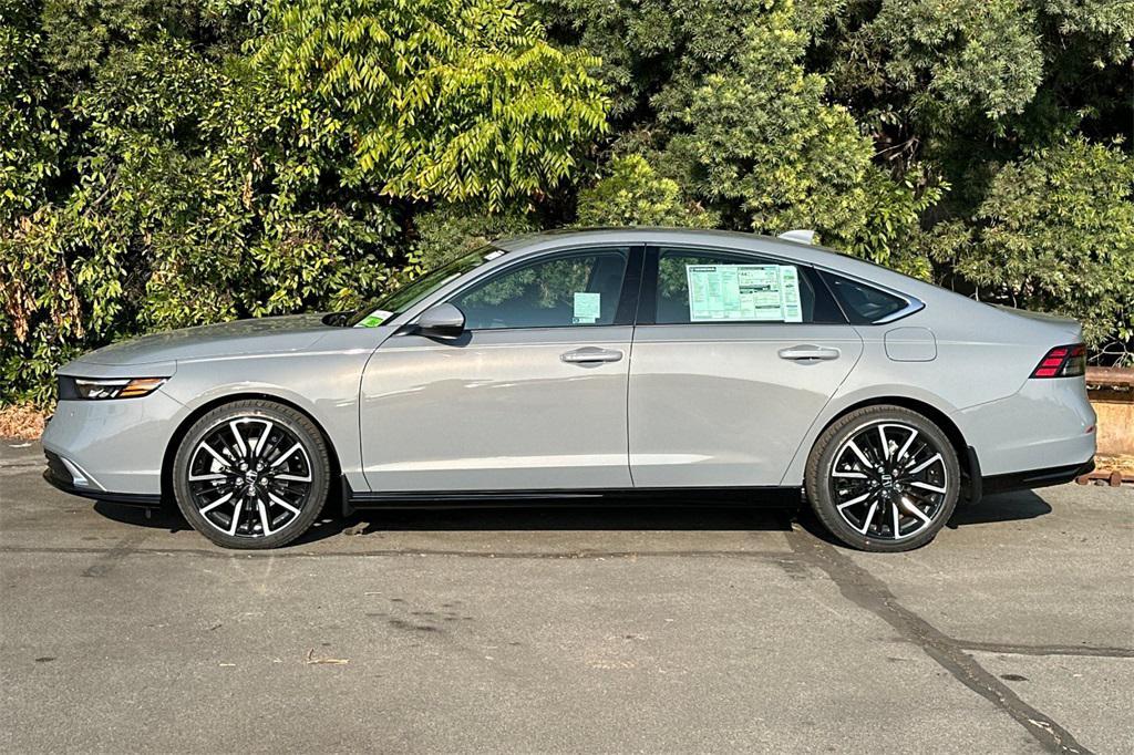 new 2025 Honda Accord Hybrid car, priced at $40,950