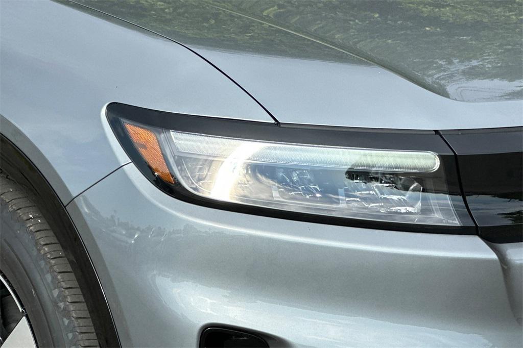 new 2025 Honda Prologue car, priced at $53,195