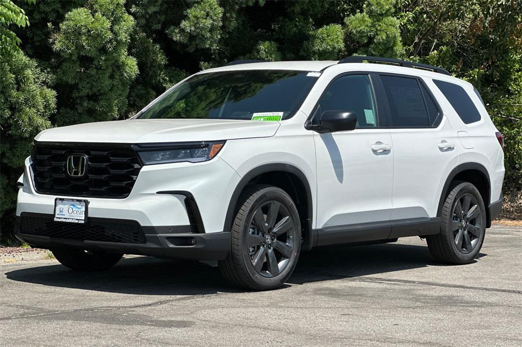 new 2025 Honda Pilot car, priced at $42,150