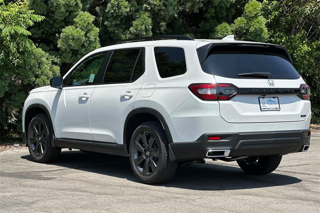 new 2025 Honda Pilot car, priced at $42,150