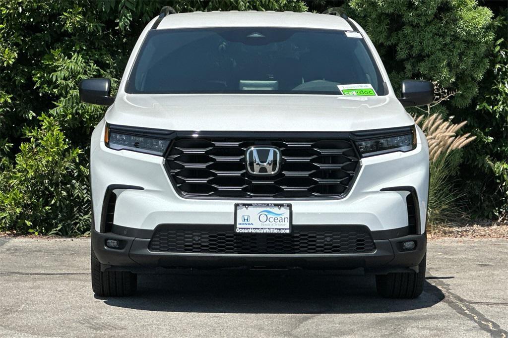 new 2025 Honda Pilot car, priced at $42,150