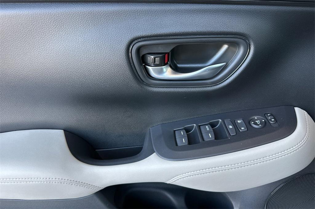 new 2026 Honda HR-V car, priced at $28,050