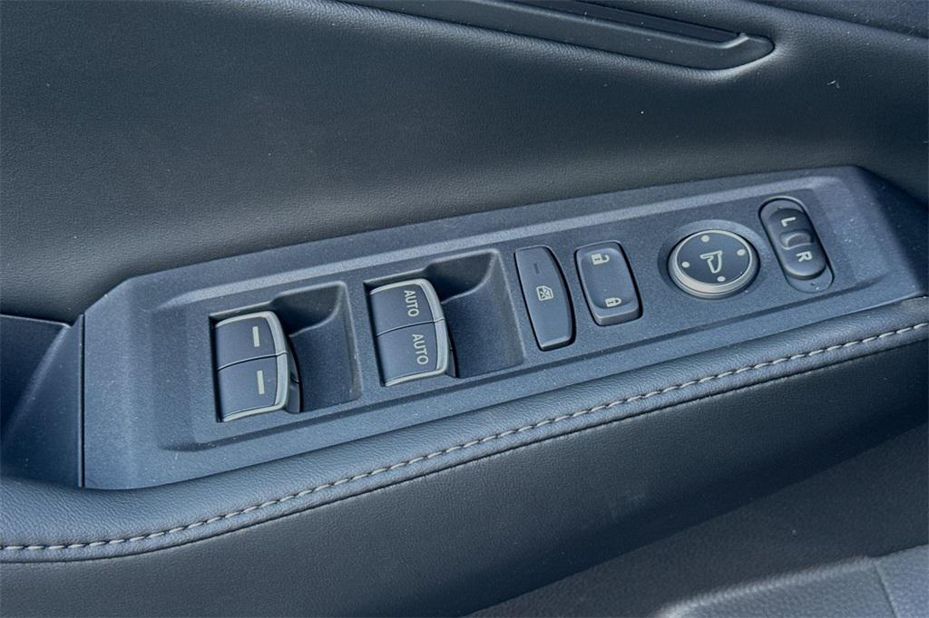 new 2025 Honda Accord Hybrid car, priced at $35,260