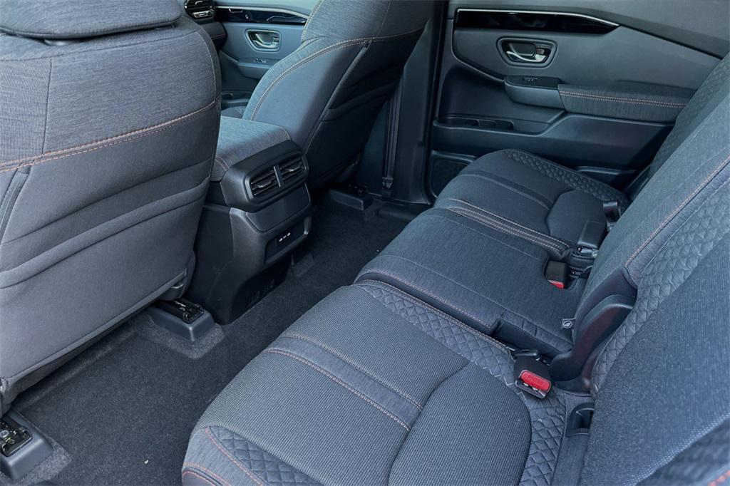new 2025 Honda Pilot car, priced at $42,150