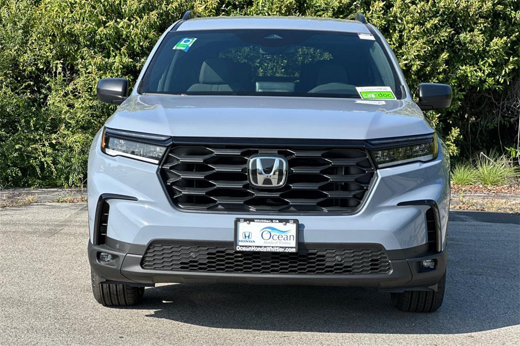 new 2025 Honda Pilot car, priced at $42,150