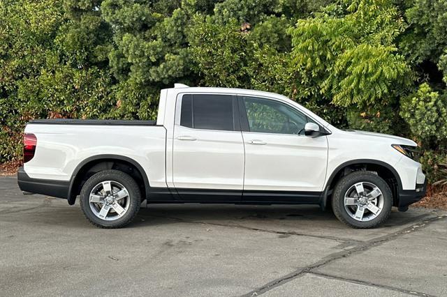 new 2025 Honda Ridgeline car, priced at $47,385