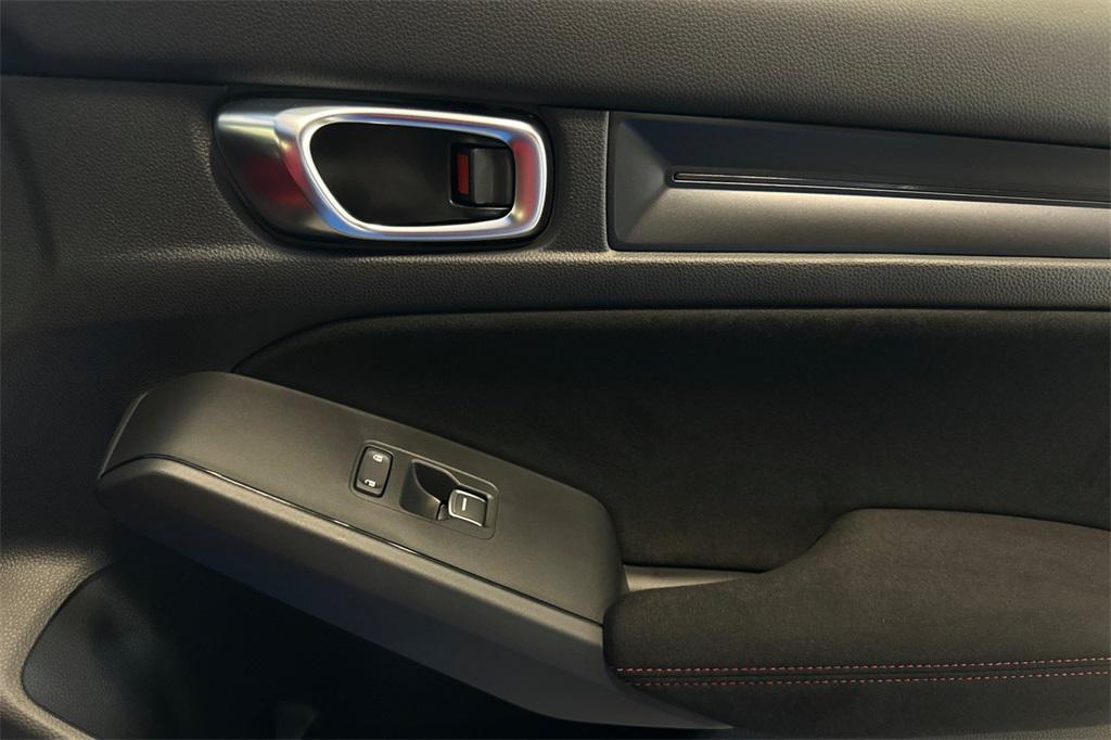 new 2025 Honda Civic Type R car, priced at $47,545