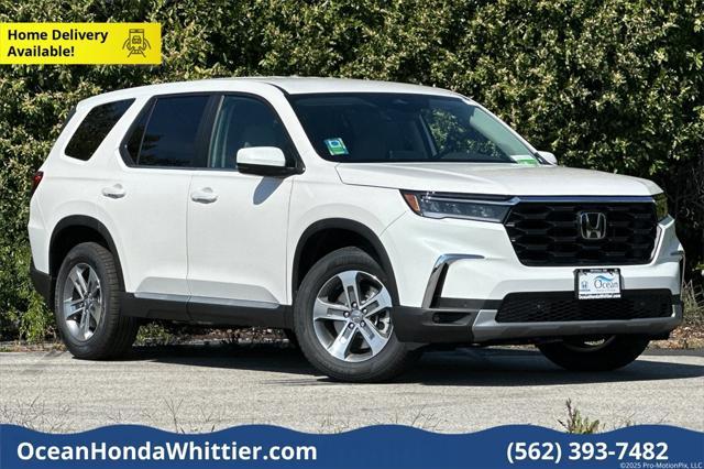 new 2025 Honda Pilot car, priced at $45,405