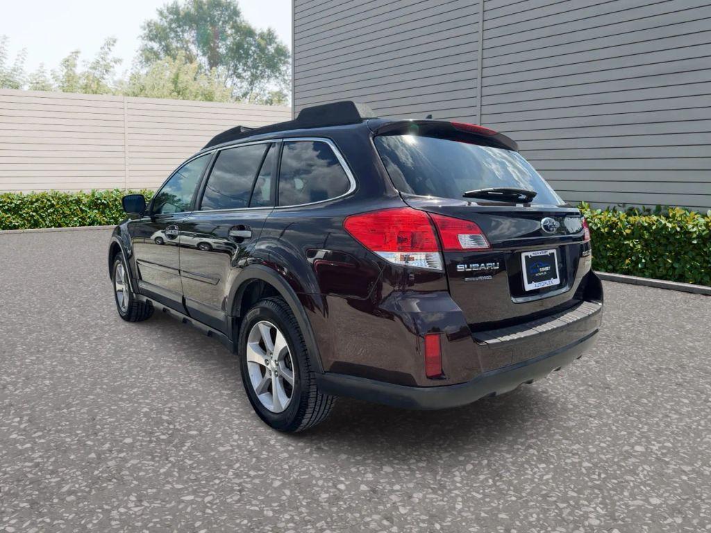 used 2013 Subaru Outback car, priced at $9,995