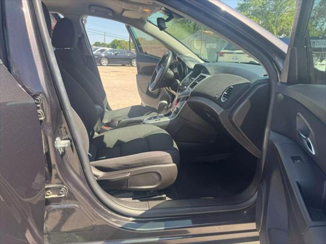 used 2014 Chevrolet Cruze car, priced at $7,995