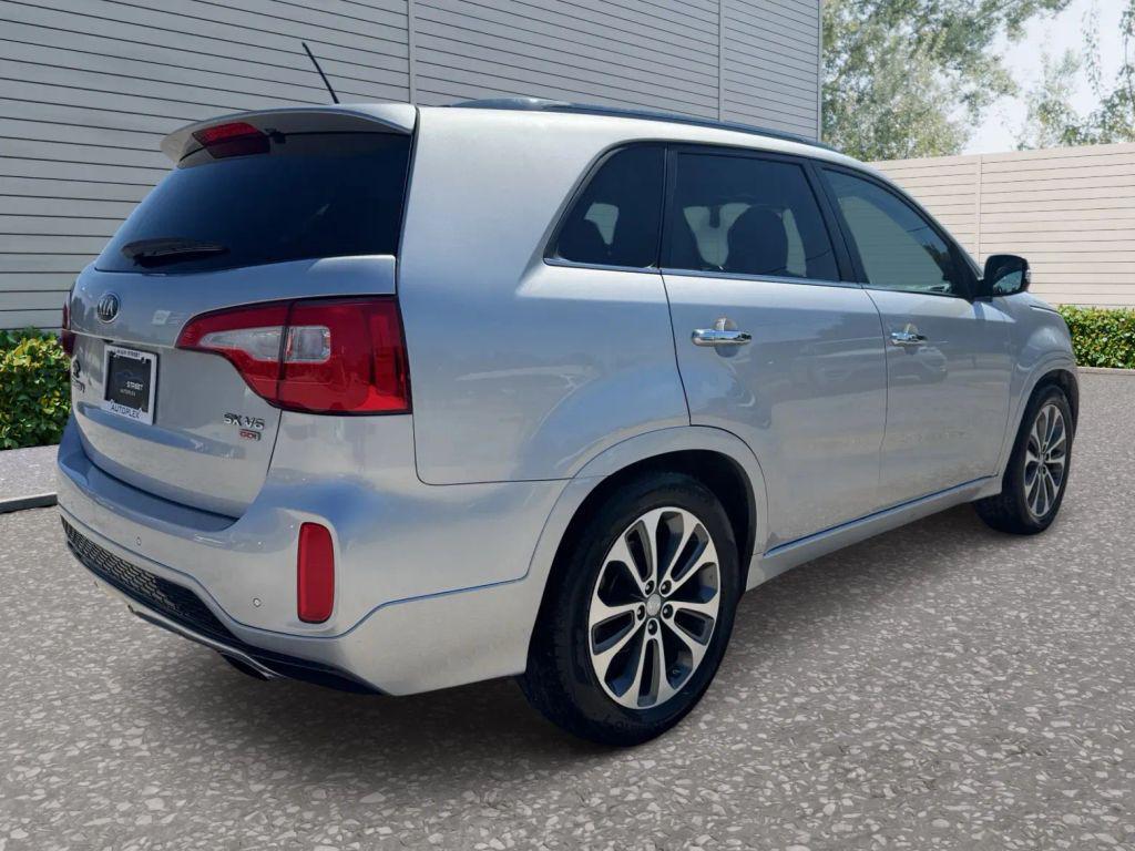 used 2014 Kia Sorento car, priced at $9,995