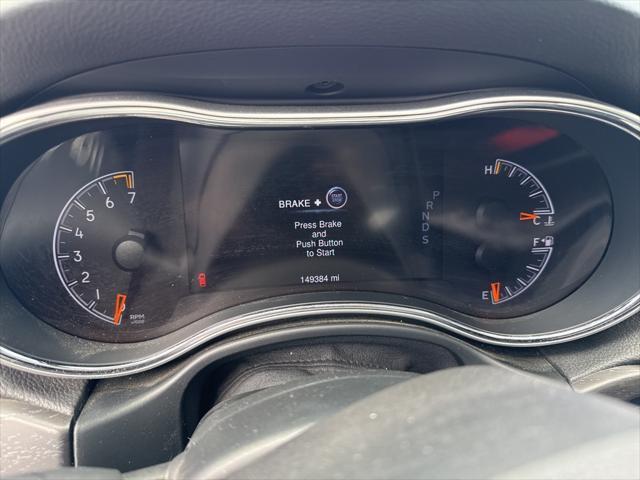 used 2015 Jeep Grand Cherokee car, priced at $11,554