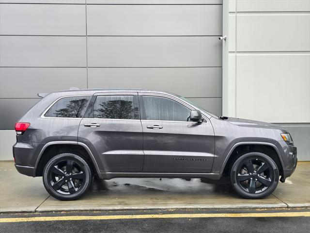 used 2015 Jeep Grand Cherokee car, priced at $11,320
