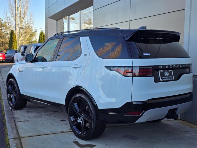 new 2025 Land Rover Discovery car, priced at $87,428