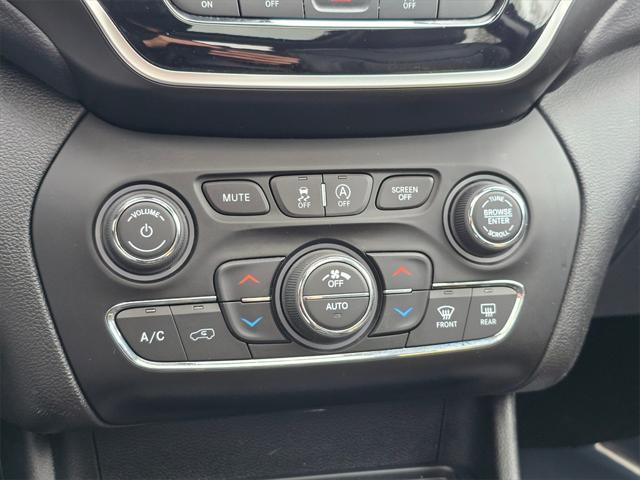 used 2019 Jeep Cherokee car, priced at $22,660
