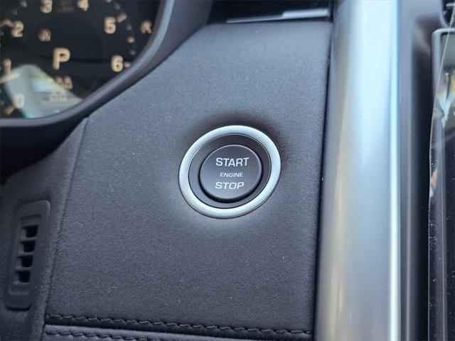 new 2025 Land Rover Discovery car, priced at $74,703