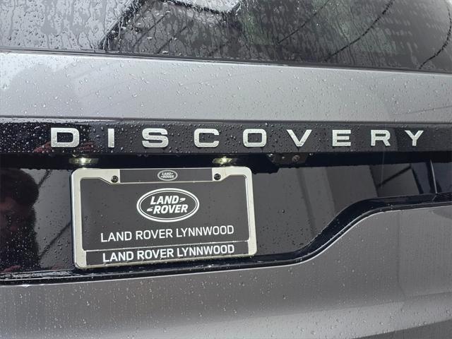 new 2025 Land Rover Discovery car, priced at $90,083