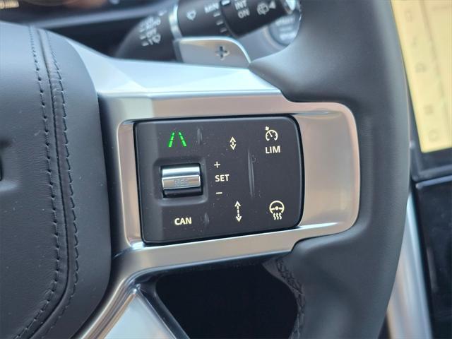new 2025 Land Rover Discovery car, priced at $87,913