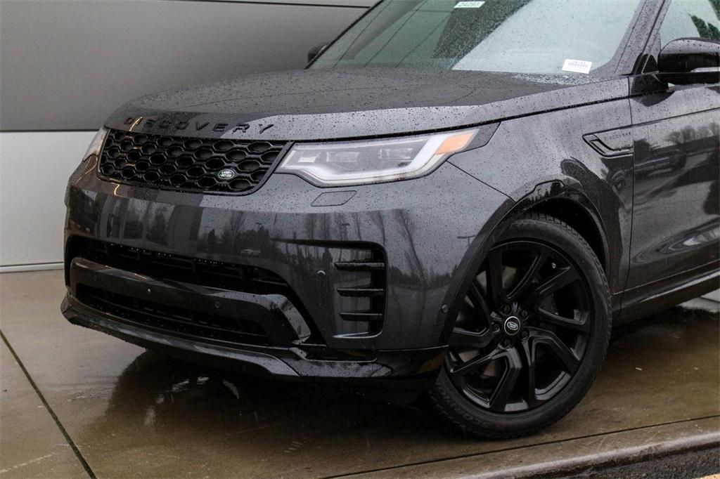 new 2024 Land Rover Discovery car, priced at $81,558