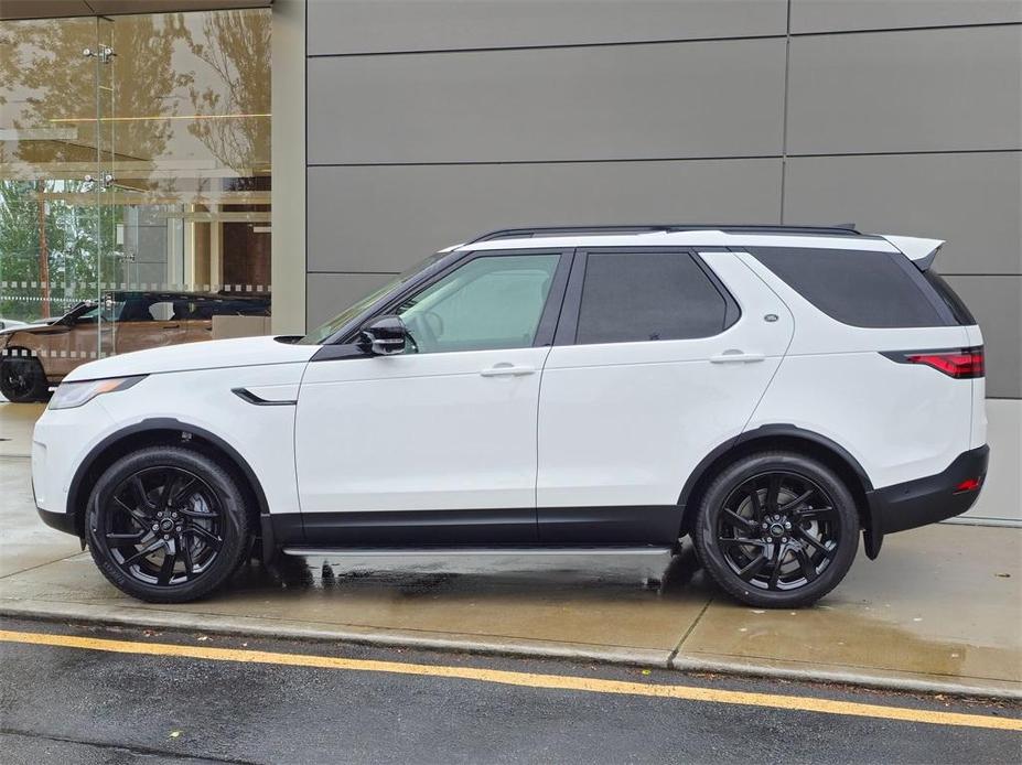 new 2024 Land Rover Discovery car, priced at $69,758